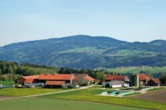 Blick_von_der_Nottauer_Hoehe_nach_Viechtenstein_A.jpg